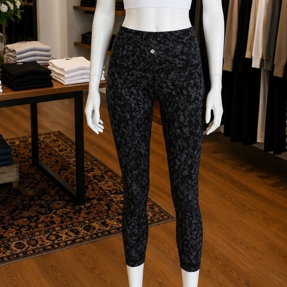 Lululemon Womens Leggings Align High Rise Crop Black Gray Camo 4